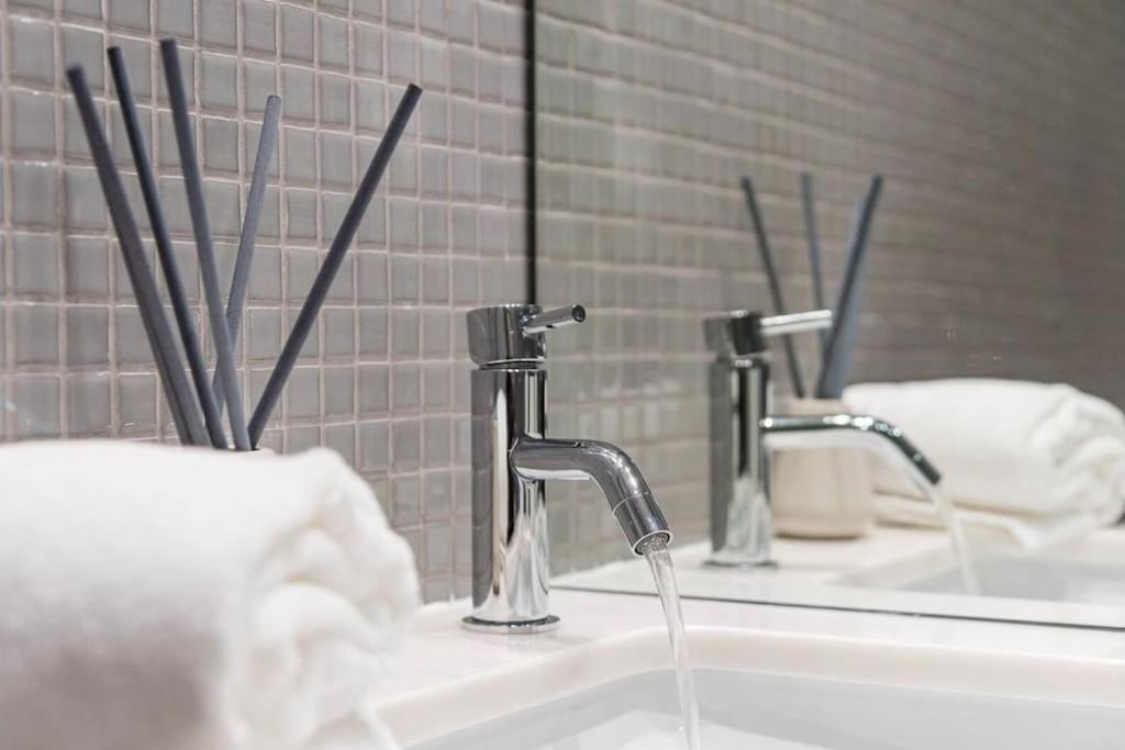 New Lux 2br Flat W/free Parking - Cedofeita Apartamento
